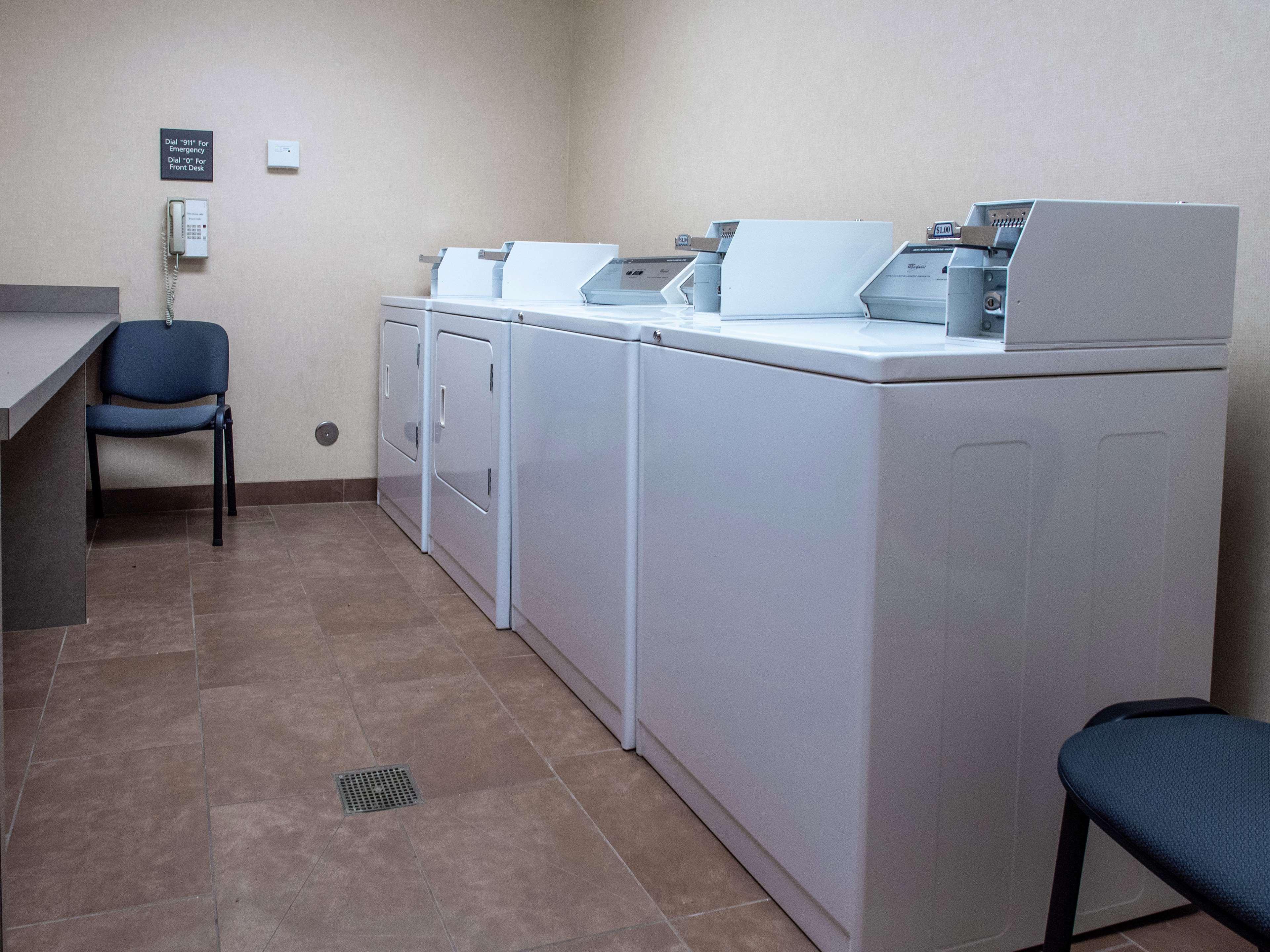 Hampton Inn Miami, Oklahoma Экстерьер фото